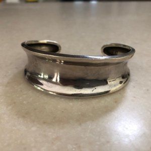 Beautiful Sterling Silver Curved Cuff Bracelet Marked 925 Mexico